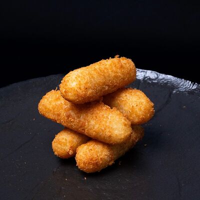 Сырные палочки в Amigoos по цене 350 ₽