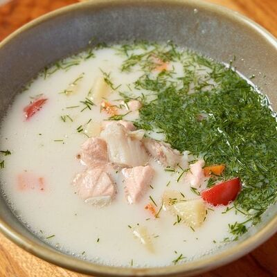 Уха по-фински с лососем и судаком в Винегрет по цене 730 ₽