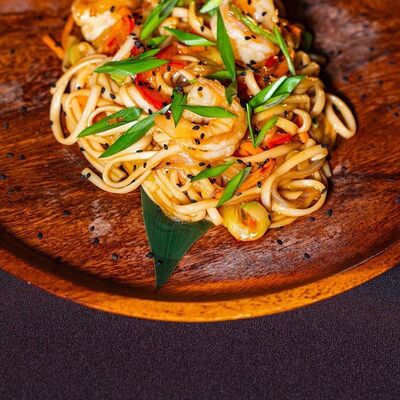 Лапша Удон с говядинойв Tom-Yam по цене 540 ₽