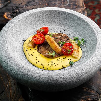 Говяжий язык с кукурузой и взрывной карамелью в Культура бар по цене 1150 ₽