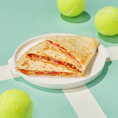 Кесадилья с беконом в Dostaевский по цене 401 ₽