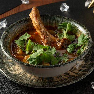 Бозбаш с нутом и ягненком в Giorgio Suluguni по цене 850 ₽