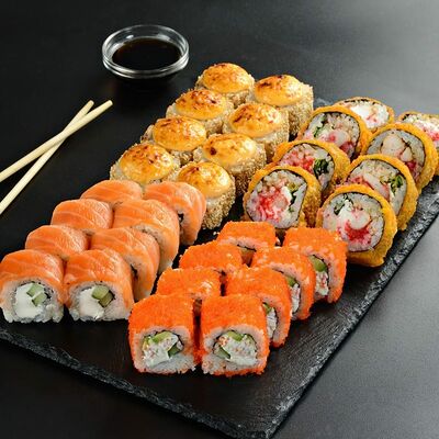 Сет Гудв Пицца & Суши Гурмэ по цене 2290 ₽