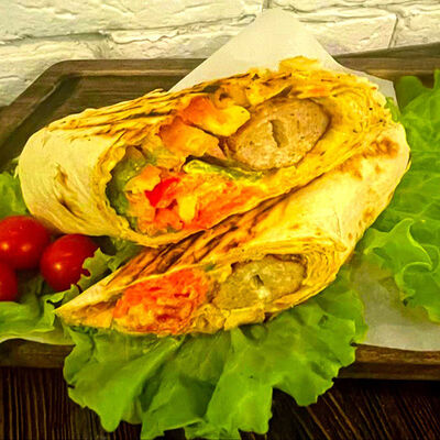 Кебаб Шаурма Сырная в пшеничном лаваше в WORLD MANGAL CLUB по цене 695 ₽