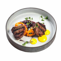 Вырезка говяжья с бататом в ИТЛЕ Стейк-кафе Halal