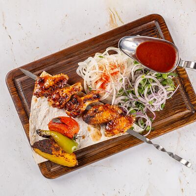 Шашлык куриные крылышки в Shashlyk Pub по цене 2230 ₸