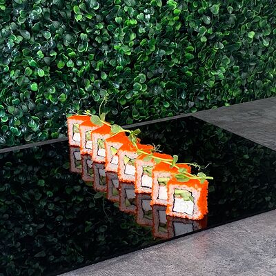 Ролл Калифорния с крабом в Sushi adler по цене 659 ₽