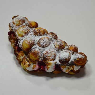 Вафля Нежная брусника в Пышки и вафли по цене 450 ₽