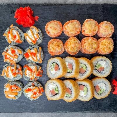 Биг сет №2 в Gold Суши по цене 1819 ₽