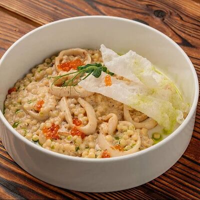 Паста птитим с нежным кальмаром в Arnamal по цене 1040 ₽