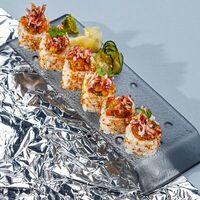 Осьминог и томатная сальса в Skybar