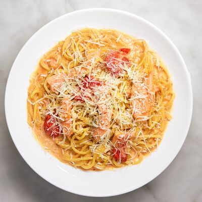 Паста Нежный лосось в Bonape по цене 705 ₽