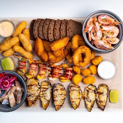 Морской сет в Harats pub по цене 2990 ₽