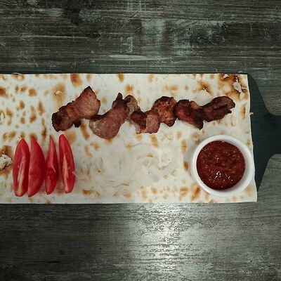 Шашлык из свинины в МиМи Семейный ресторан по цене 530 ₽