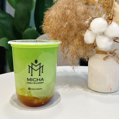 Mango Matcha latte в Micha Bubble Tea & Bakery по цене 470 ₽