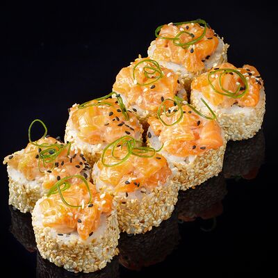 Ролл Лава в Space Sushi по цене 1040 ₽