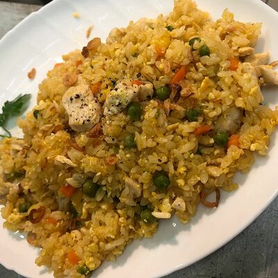 Ком Ранг с курицей в Фо Ха Ной по цене 530 ₽