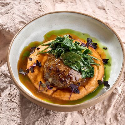 Бифштекс с сыром и перечным пюре в Meet.Point по цене 750 ₽