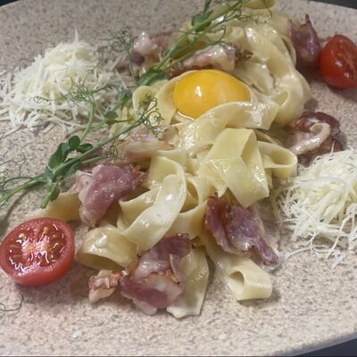 Паста карбонара в Му&За по цене 790 ₽