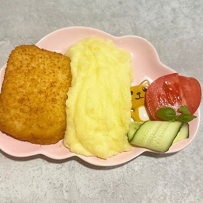 Сырные нагетсы с ветчиной и картофельным пюре в Рабарбар по цене 250 ₽