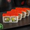 Ролл Калифорния с королевскими креветками в Fast Япония Premium Sushi по цене 464