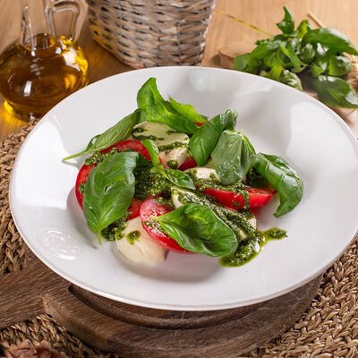 Капрезе в Сыроварня по цене 720 ₽