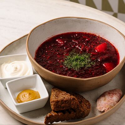 Домашний борщ в Кристалл по цене 555 ₽