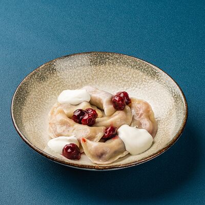 Вареники с вишней в Мираж по цене 240 ₽