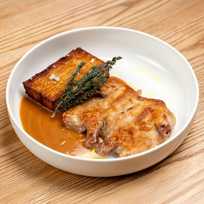 Цыпленок корнишон с картофелем паве в Olio по цене 1450 ₽