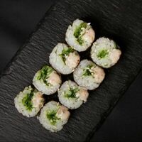 Классический ролл с чукой в Суши Тайм