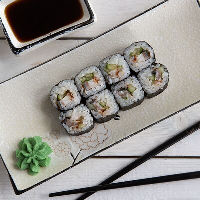 Холодный ролл Классика с угрем в 4 Лосося по цене 409