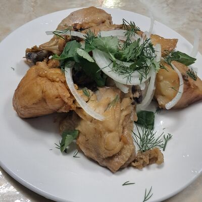 Жареная курица с картошкой в Джалалабад по цене 450 ₽