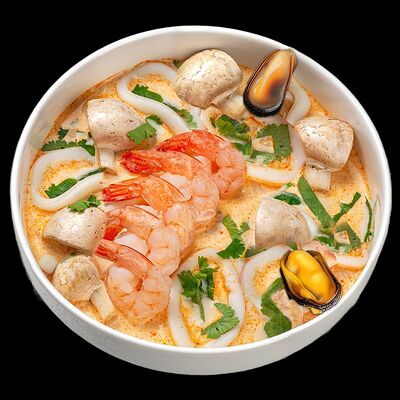 Суп Том ям с морепродуктами в Umami Mami по цене 719 ₽