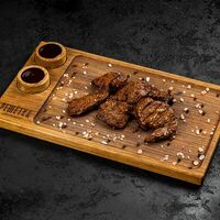 Мраморная говядина Black Angus на гриле в Гриль бар Решётка