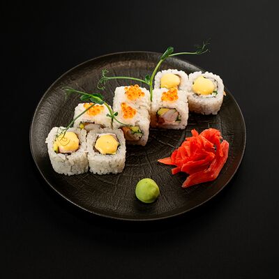 Ролл Оябуса в Oji по цене 790 ₽