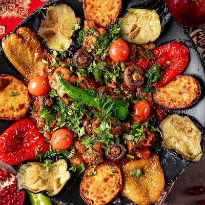 Садж с бараниной в Карас по цене 3700 ₽