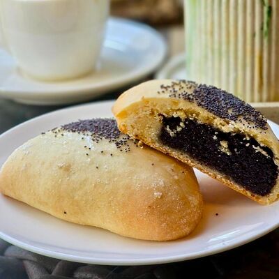 Сочень с маком в Булонже по цене 180 ₽