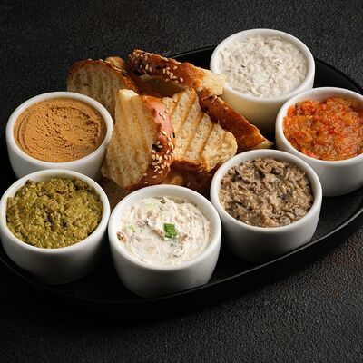 Ассорти намазок в Де'рибас по цене 1105 ₽