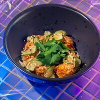 Креветки бэнг-бэнг в Gojira ramen