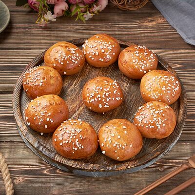 Фуршетные пирожки с киви в Ватруш пекарня-кондитерская по цене 890 ₽