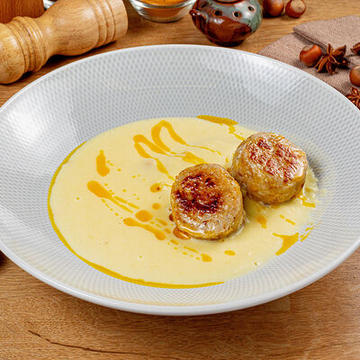 Котлетки по-домашнему в TeaRoom по цене 632 ₽