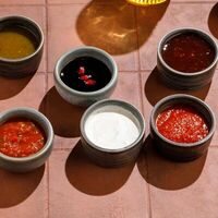 Грузинский кетчуп в Асканели Georgian Bistro