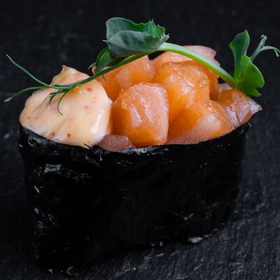 Гункан Спайси-лосось в Ohasi по цене 250 ₽