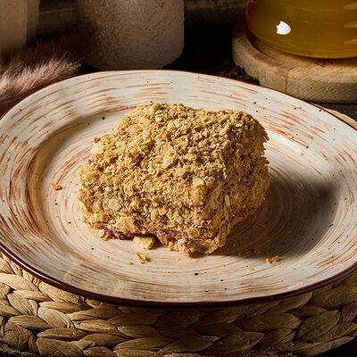 Наполеон с малиной в PRO.Хинкали by Novikov по цене 630 ₽