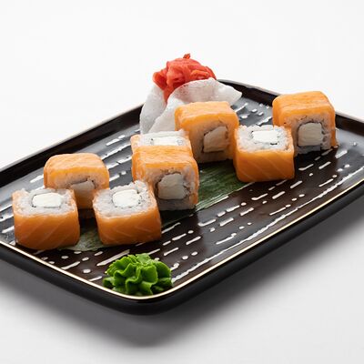 Роллы Филадельфия лайт в Room-cafe по цене 740 ₽