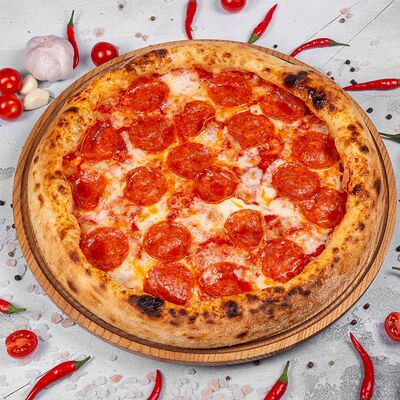 Пицца Пепперони (35 см) в Balkan Place по цене 765 ₽