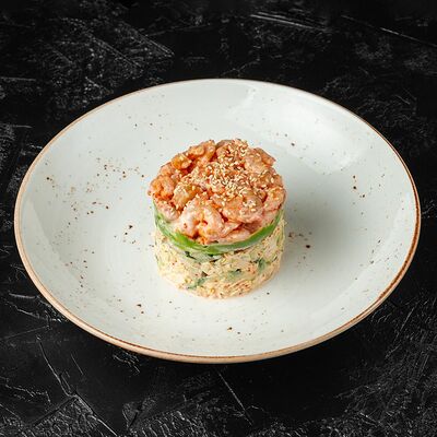 Салат с креветками и авокадо в Sushi House по цене 580 ₽