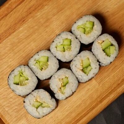 Хосомаки с огурцом в Роллы по себестоимости по цене 237 ₽