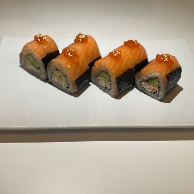 Ролл Санкаку в Цветение Сакуры по цене 1800 ₽