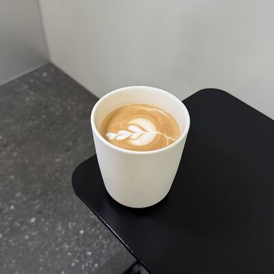 Латте растительный в Grey coffee по цене 295 ₽